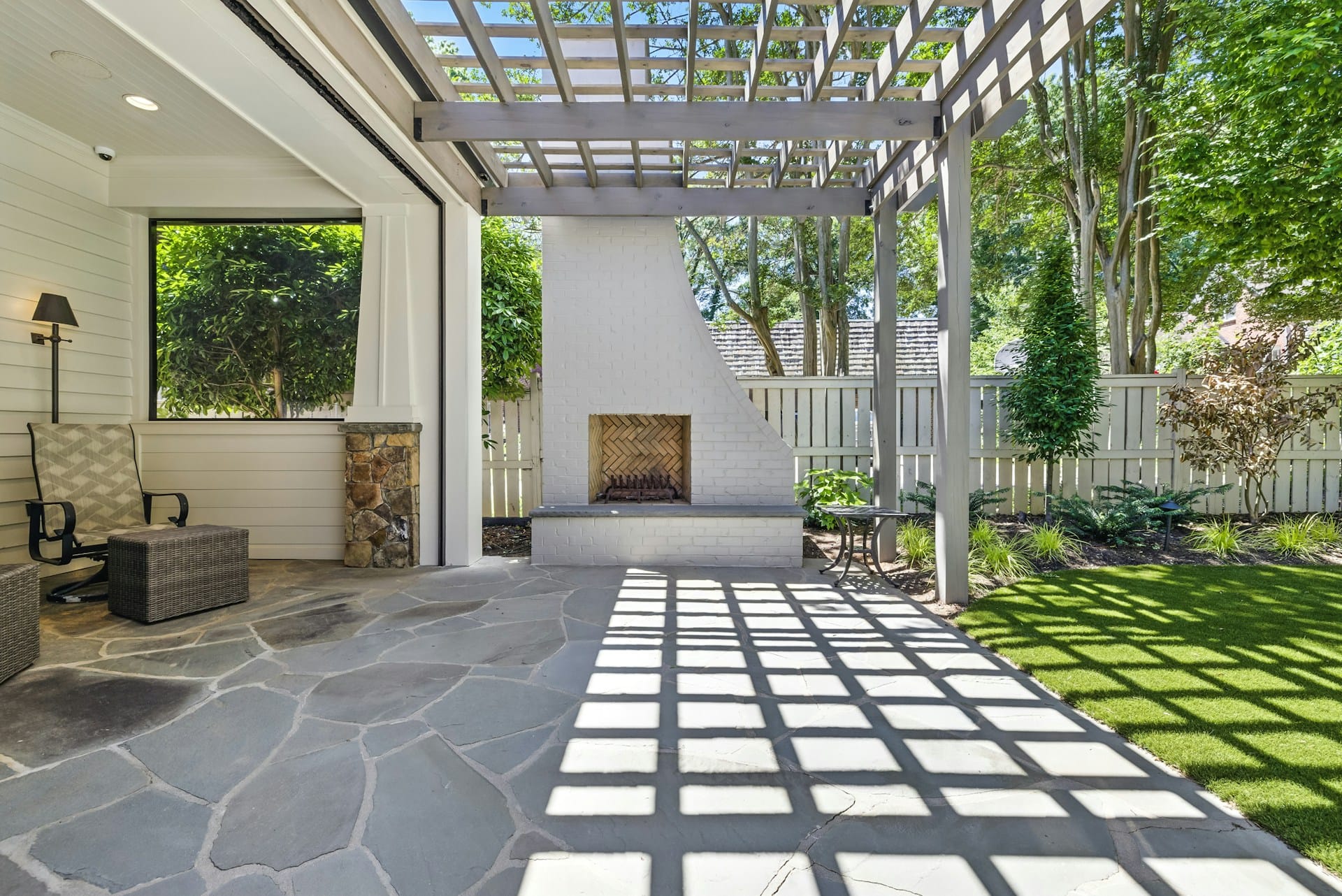 Pergolas & Screen Enclosures